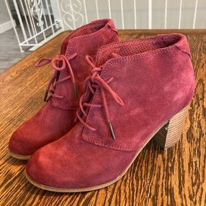 Burgundy suede Toms booties size 8